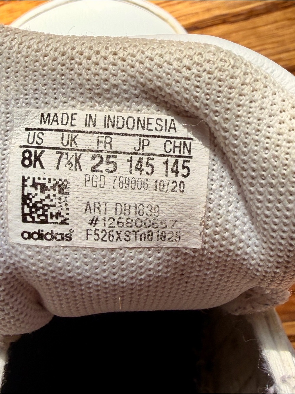 adidas Toddler Sneakers 8K White Velcro Shoes - Picture 8 of 8